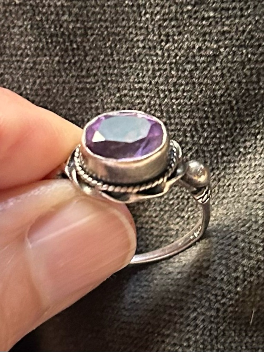 925 Silver Ring with Faceted Amethyst Gemstone